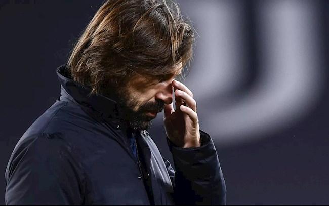 Tiền vệ Andrea Pirlo trong màu áo Juventus, nhạc trưởng dẫn dắt lối chơi và giành nhiều Scudetto cùng Bianconeri.