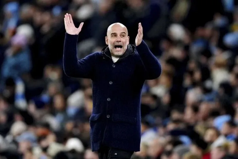 Khoảnh khắc bàn thắng gây tranh cãi nảy lửa trận Le Classique PSG Marseille tại Ligue 1 làm dấy lên sự phản đối.
