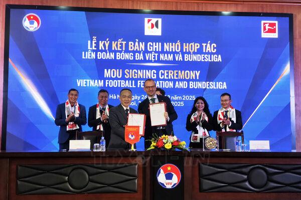 Cảm hứng từ Bundesliga cho các giải đấu quốc tế: Bài học thành công