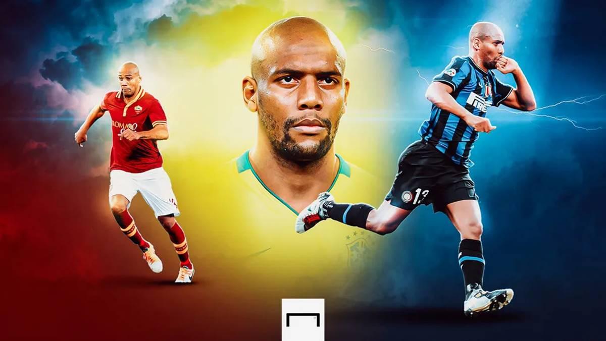 Jose Mourinho một trong những huấn luyện viên cá tính và vĩ đại nhất Serie A ăn mừng cuồng nhiệt sau chiến thắng lịch sử của Inter Milan.