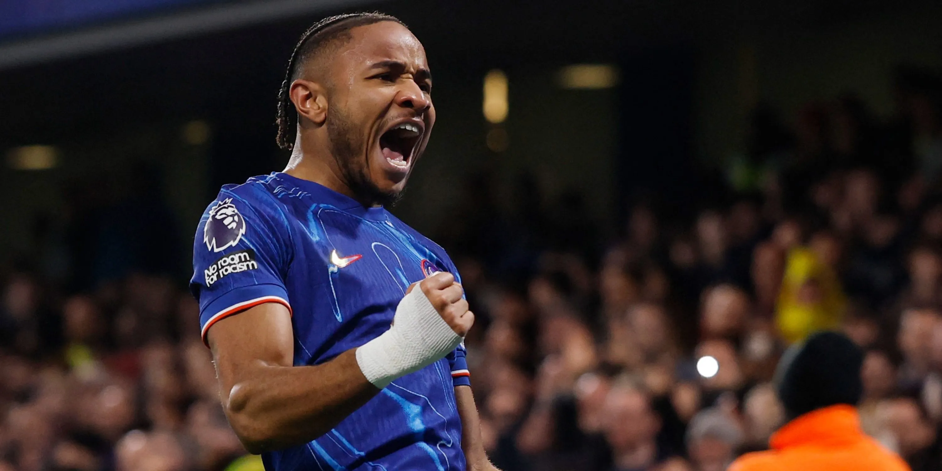 Christopher Nkunku trong màu áo Chelsea đối mặt tương lai bất định