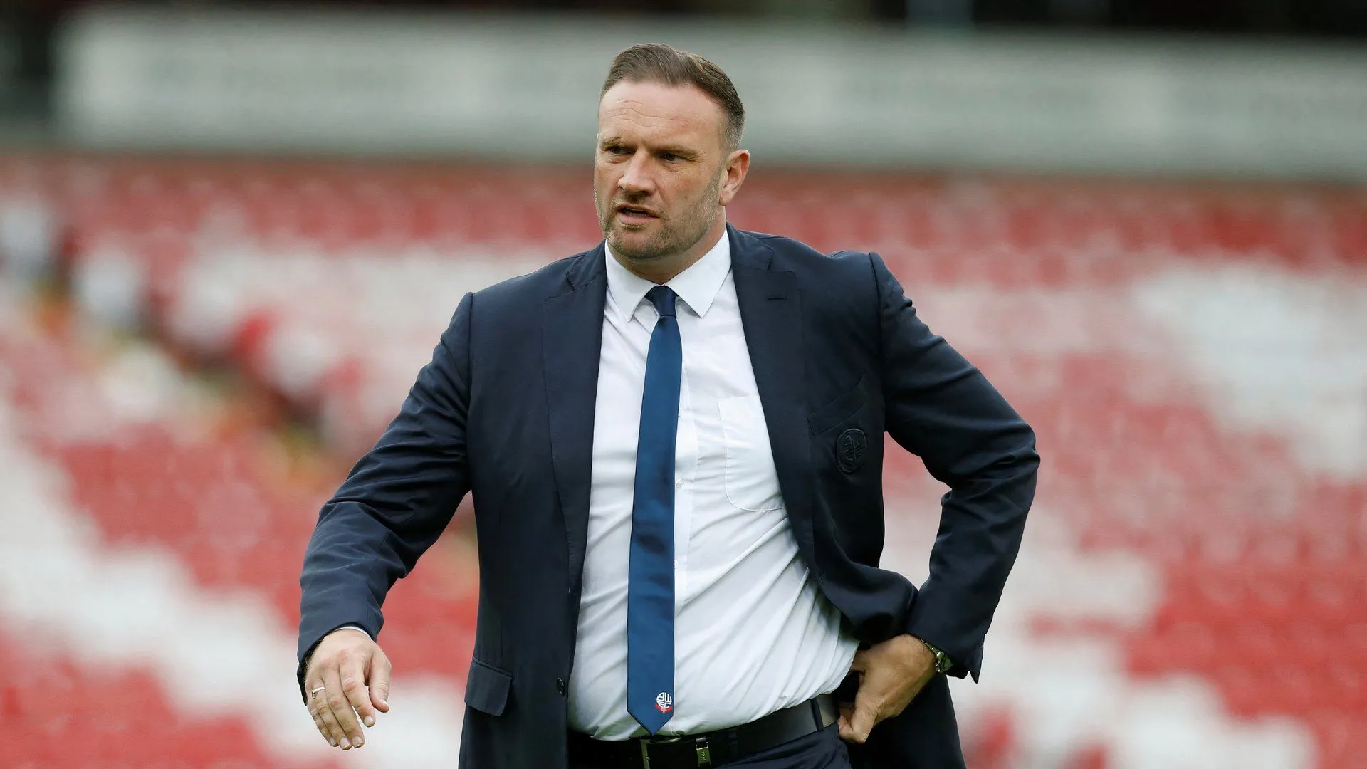 HLV Ian Evatt khi còn dẫn dắt Bolton Wanderers