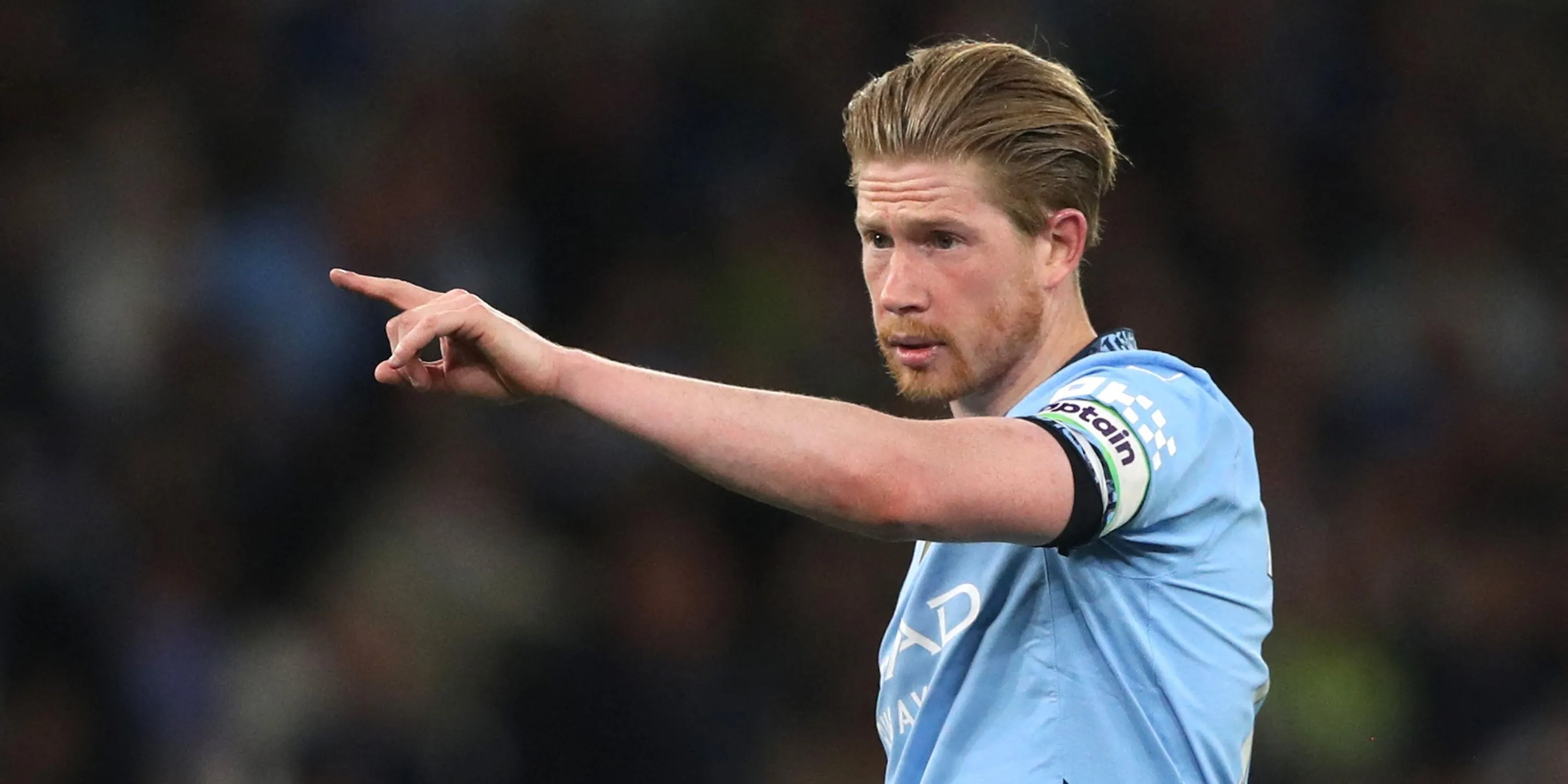 Kevin De Bruyne tỏ rõ cảm xúc trong một trận đấu của Manchester City