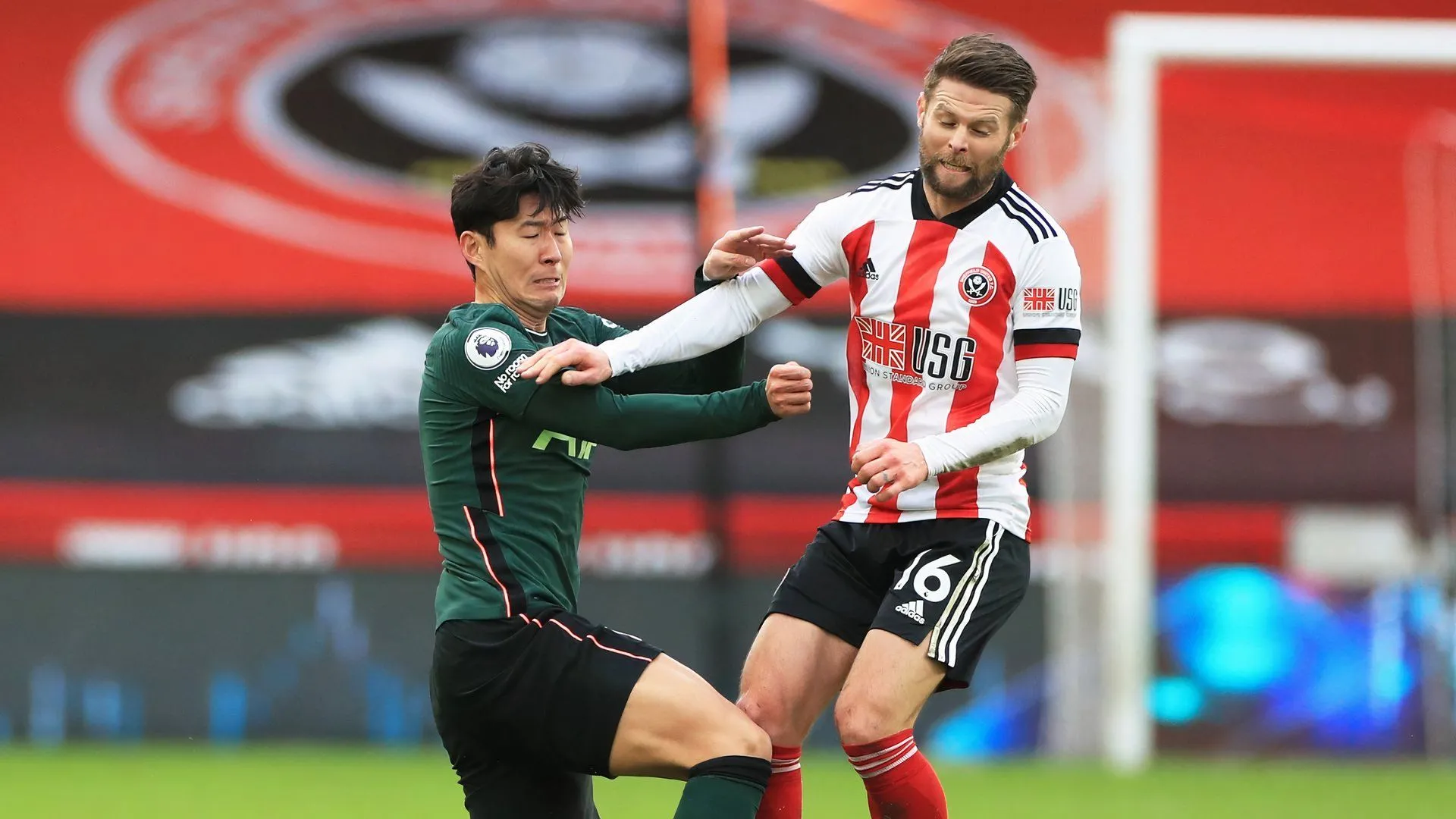 Đội trưởng Hull City, Lewie Coyle, dính bê bối ẩu đả đường phố