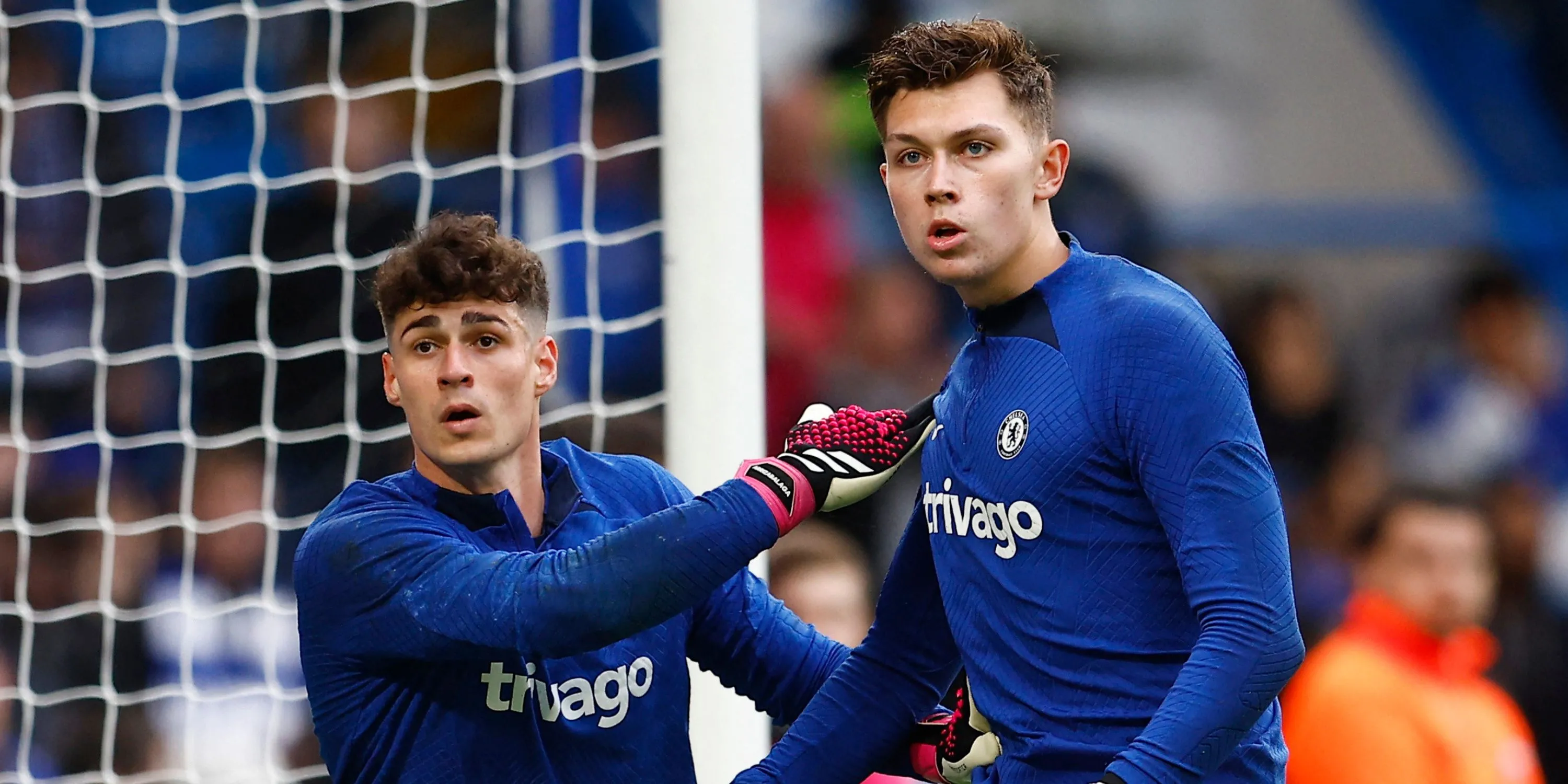 Thủ môn Gabriel Slonina của Chelsea trong một trận đấu Premier League