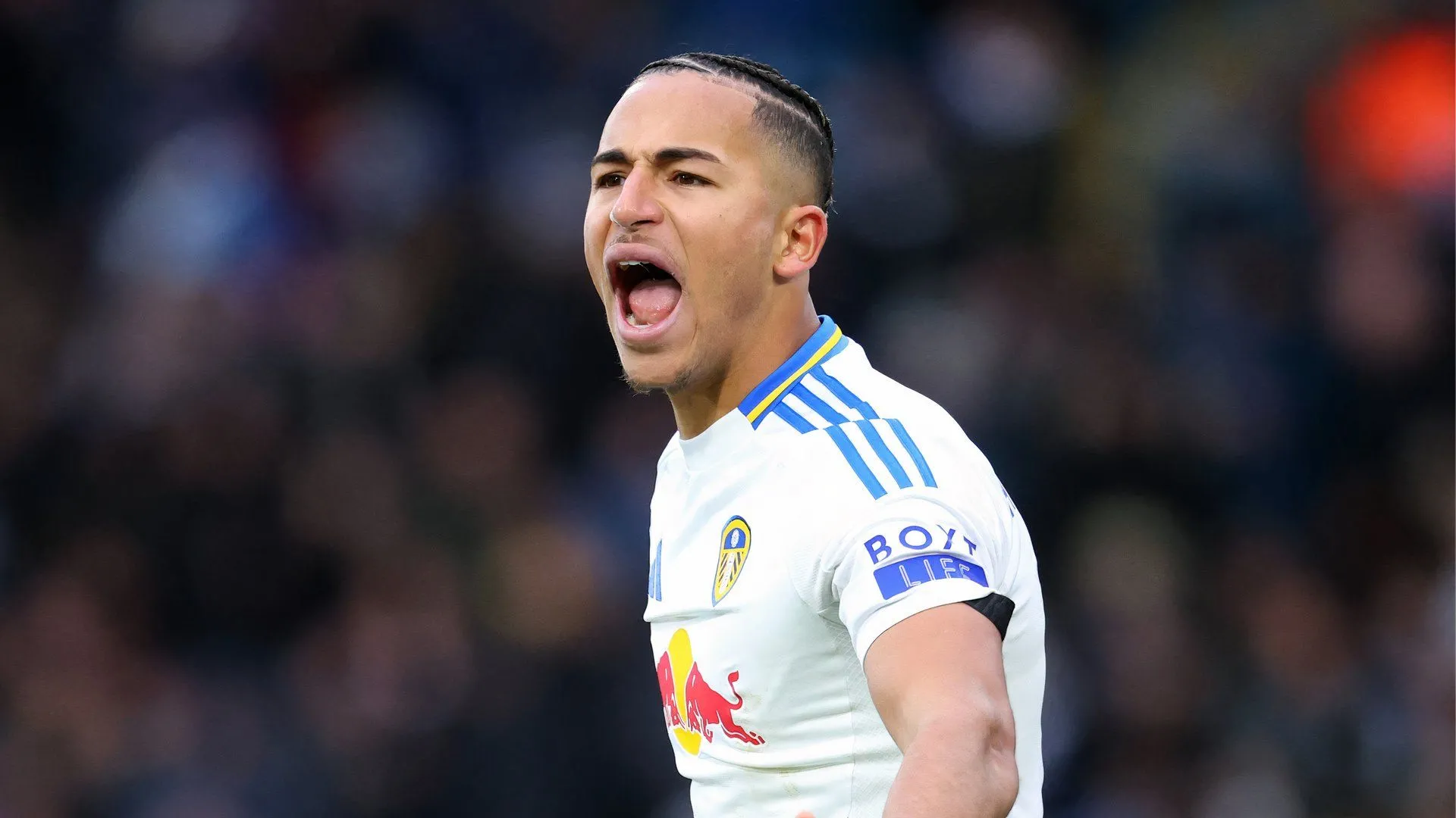 Tiền đạo trẻ Mateo Joseph thi đấu cho Leeds United tại giải hạng Nhất Anh