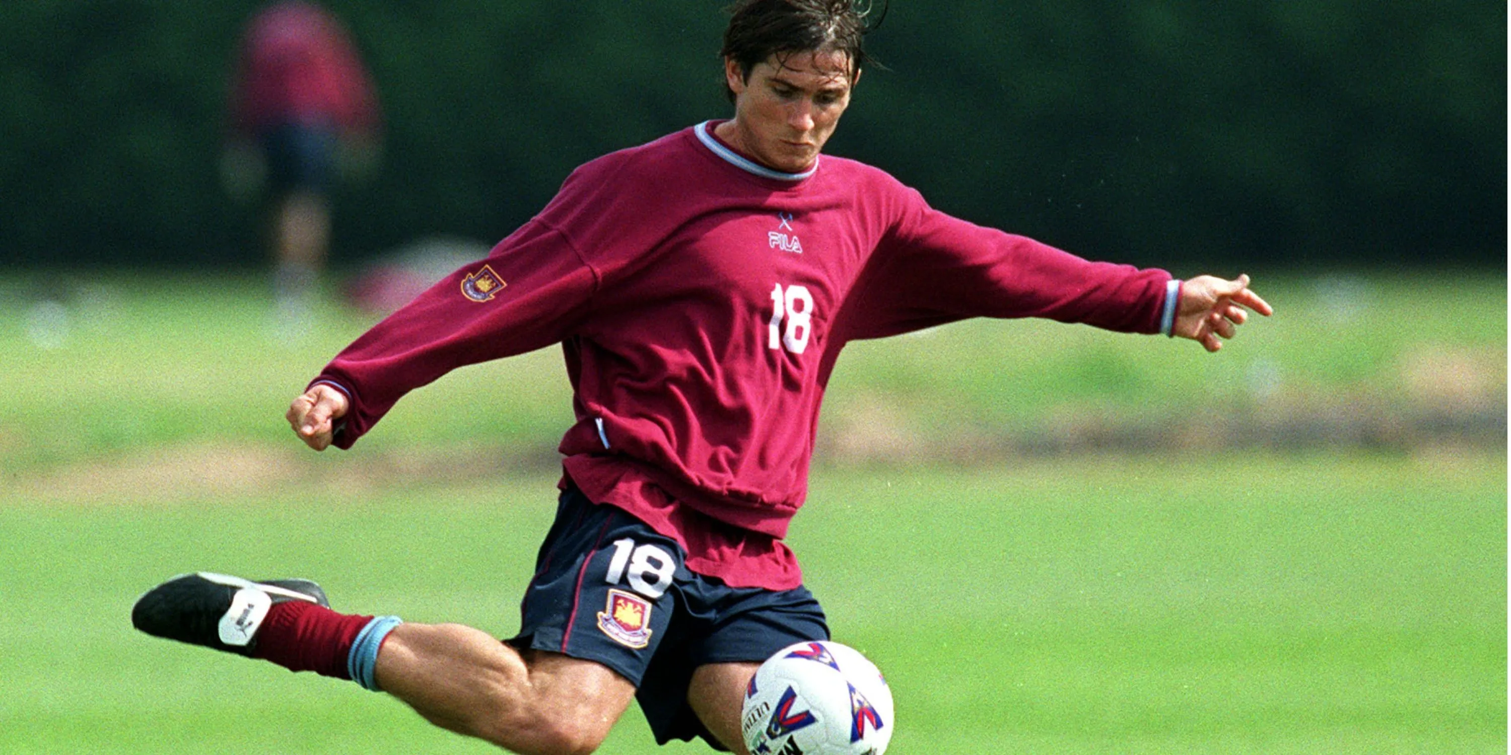 Tiền vệ Frank Lampard Jr trong màu áo West Ham United