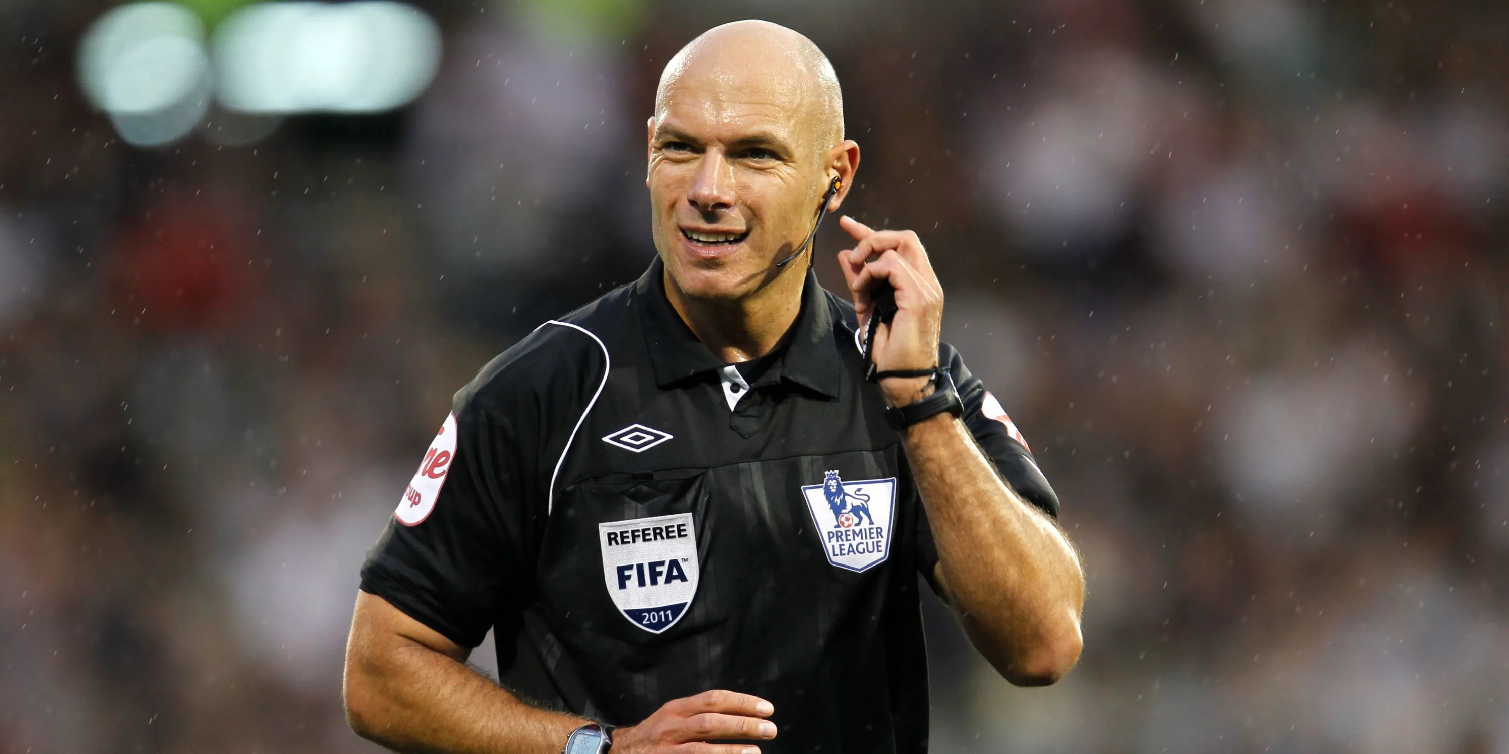 Trọng tài lừng danh Howard Webb