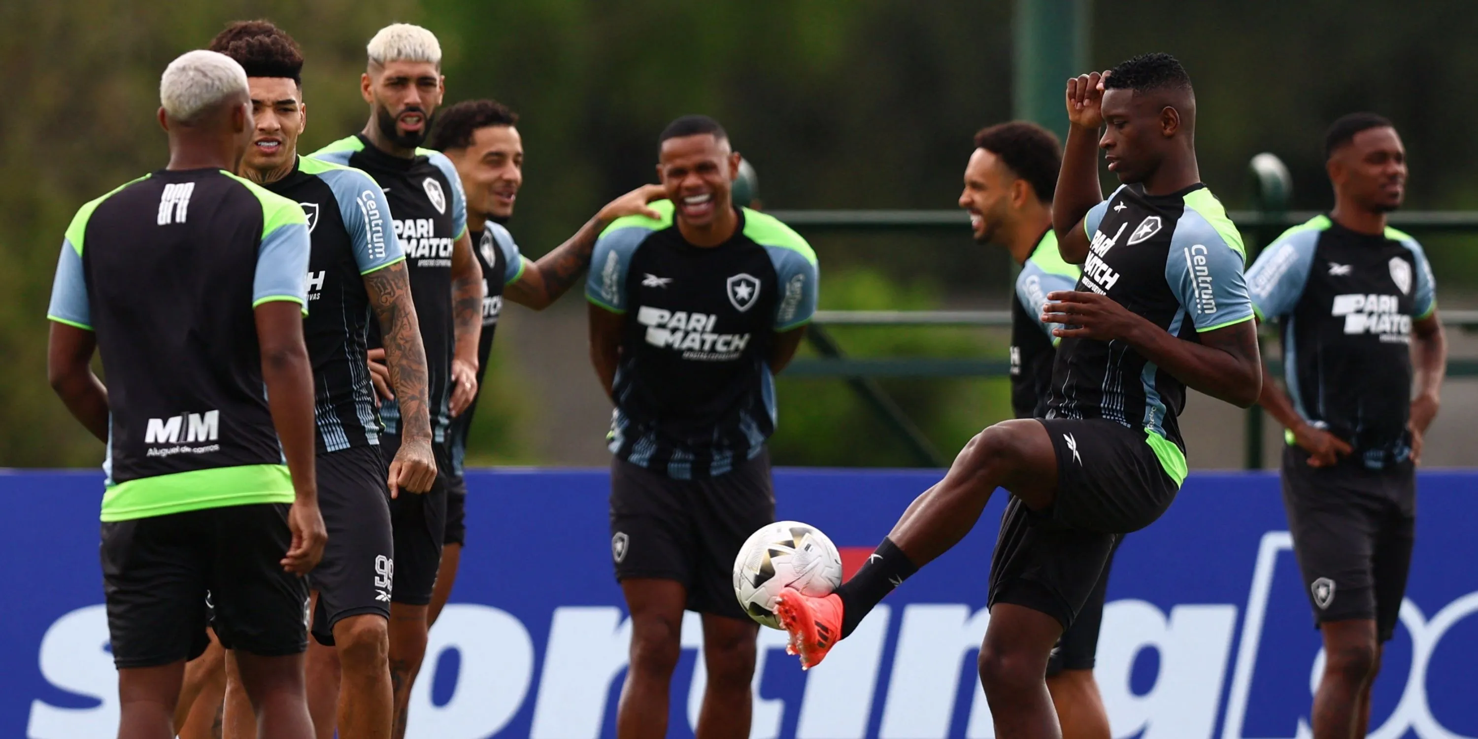 Igor Jesus trong màu áo Botafogo tại giải VĐQG Brazil
