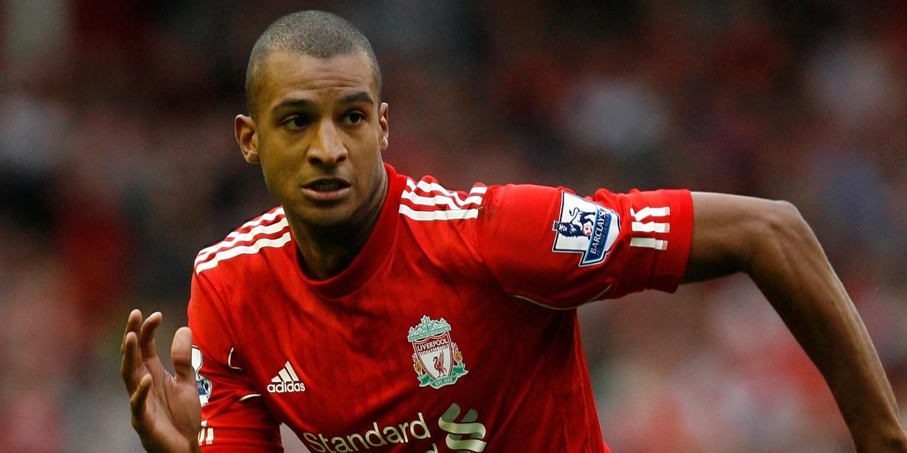 David Ngog trong màu áo Liverpool