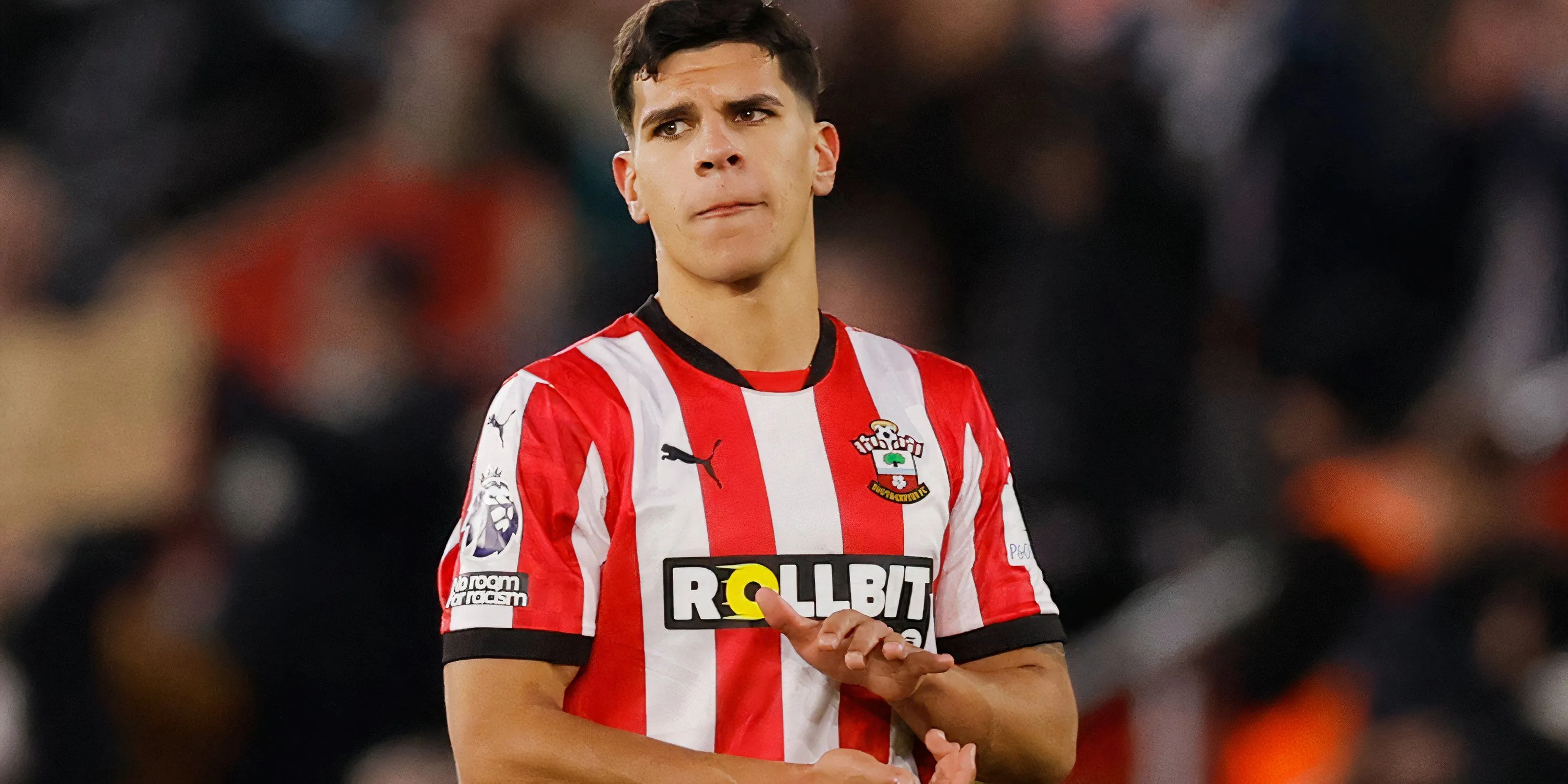 Tiền vệ Mateus Fernandes trong màu áo Southampton, mục tiêu chuyển nhượng hàng đầu của West Ham và nhiều câu lạc bộ châu Âu khác.