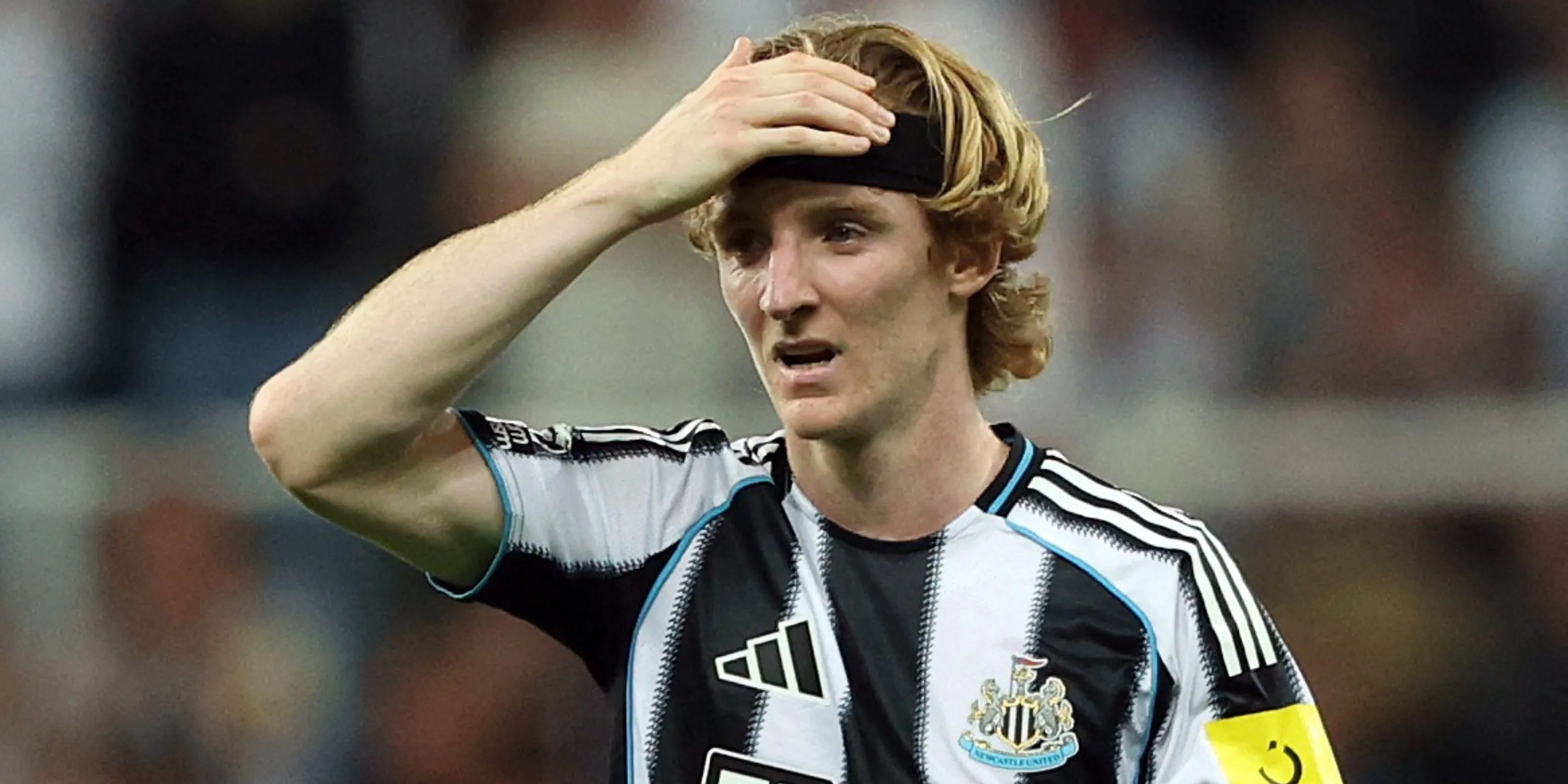 Anthony Gordon ăn ý trên hàng công Newcastle, biểu tượng phong độ tấn công