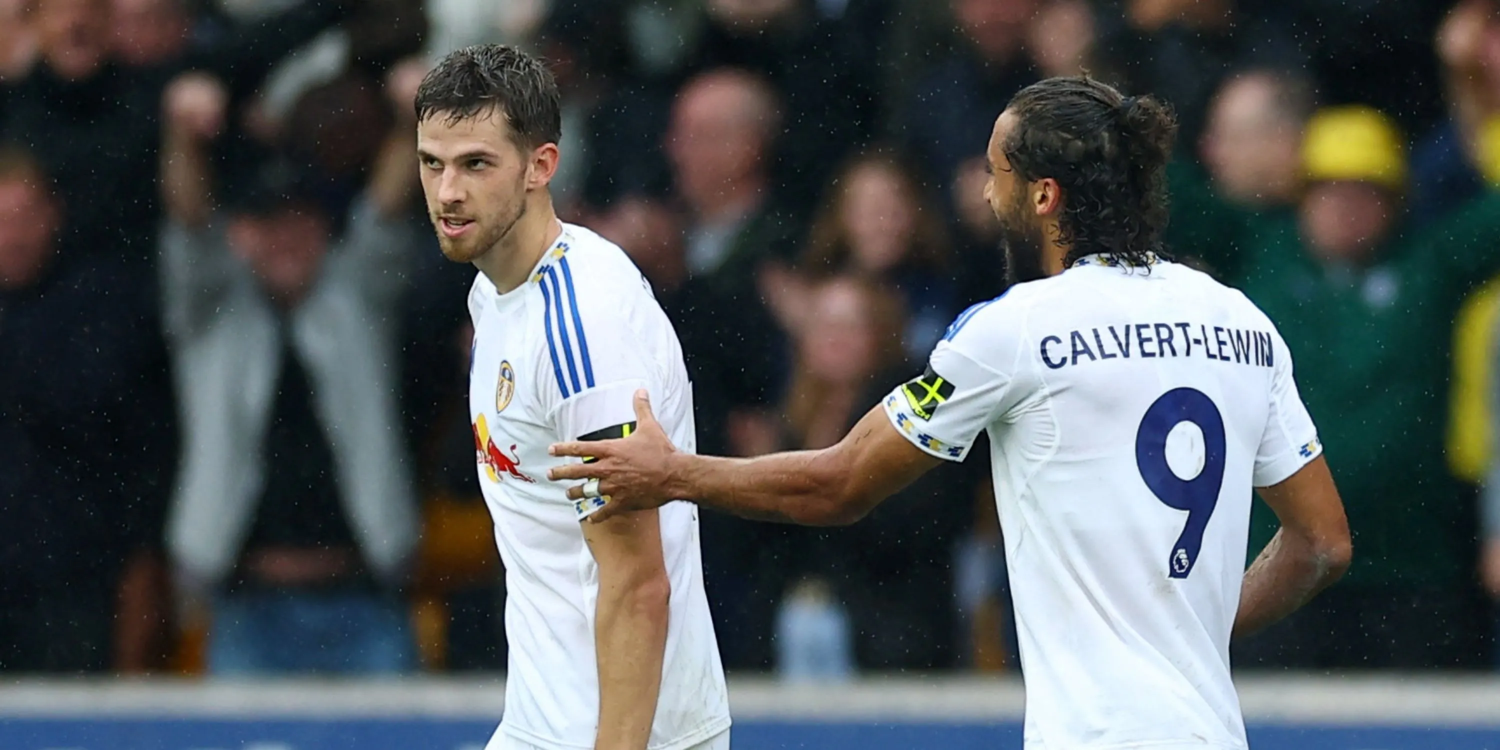 Anton Stach cầm bóng cho Leeds, cần cải thiện phong độ trước West Ham