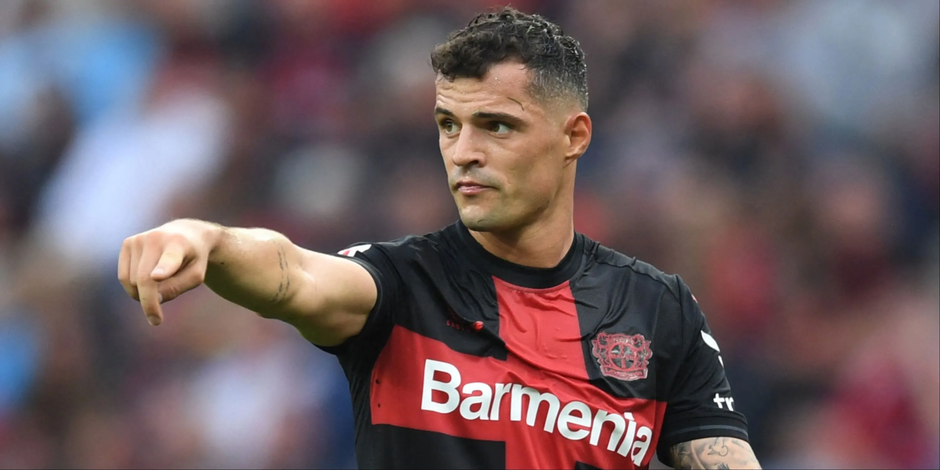 Granit Xhaka khoác áo Bayer Leverkusen