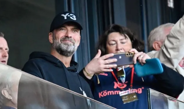 Jurgen Klopp từng đối mặt áp lực tương tự Arne Slot lúc này tại Liverpool